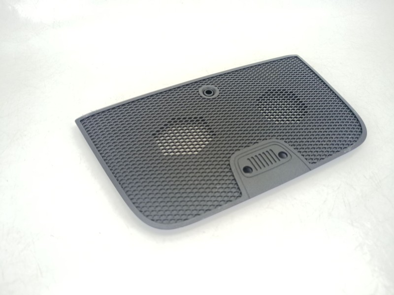 Recambio de moldura para jeep avenger (j2) electric referencia OEM IAM 735735433  