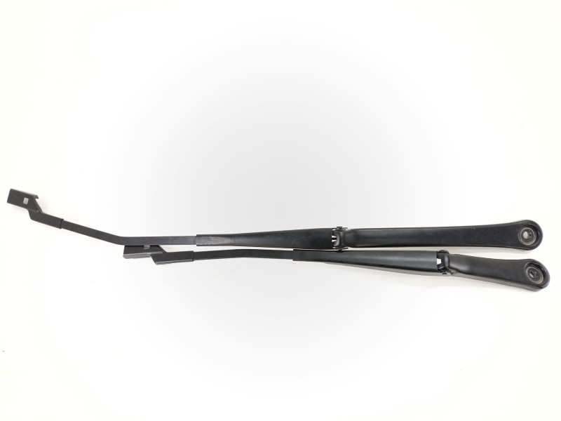 Recambio de brazo limpia delantero derecho para bmw 2 active tourer (u06) 218d referencia OEM IAM 8492121403  