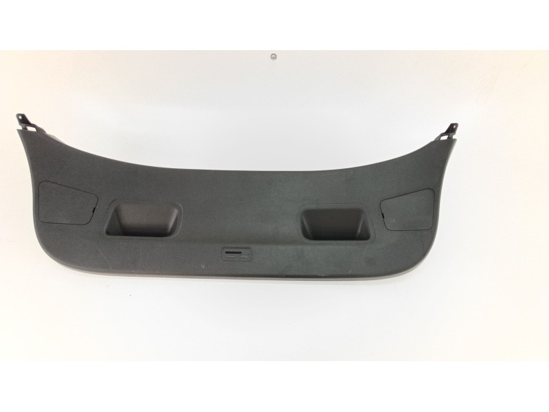 Recambio de guarnecido porton trasero para hyundai i30 (pde, pd, pden) 1.5 referencia OEM IAM 81750G4000TRY  