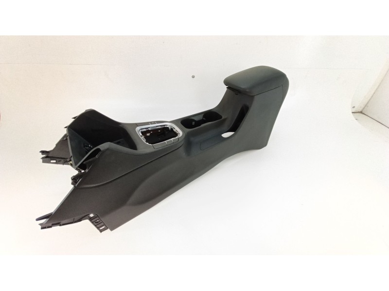 Recambio de consola central para hyundai i30 (pde, pd, pden) 1.5 referencia OEM IAM 84611G4300TRY  