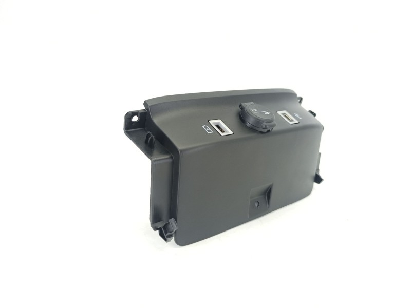 Recambio de moldura para jeep avenger (j2) electric referencia OEM IAM 7357900590  
