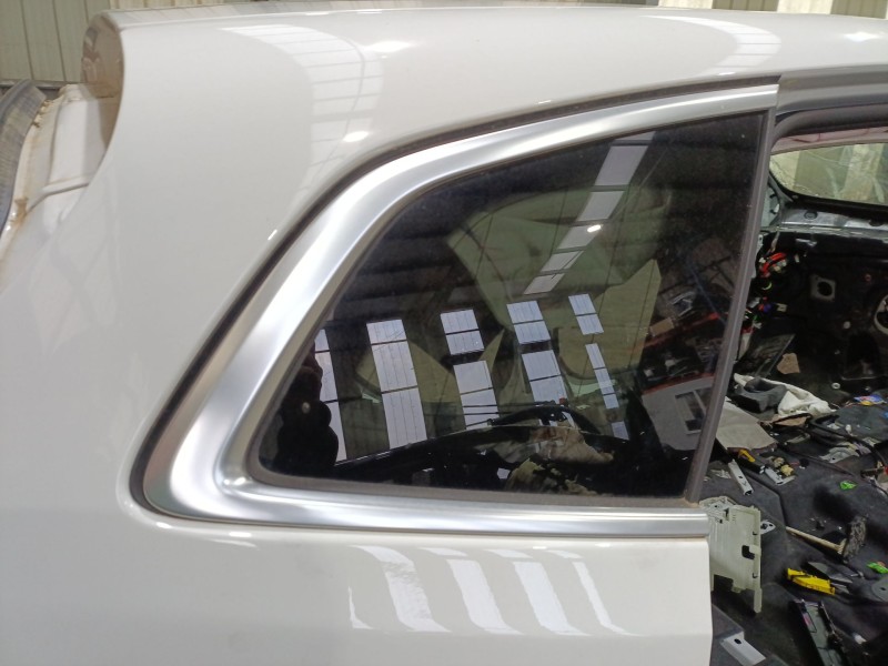 Recambio de luna custodia trasera derecha para bmw 2 active tourer (u06) 218d referencia OEM IAM 51379463530  