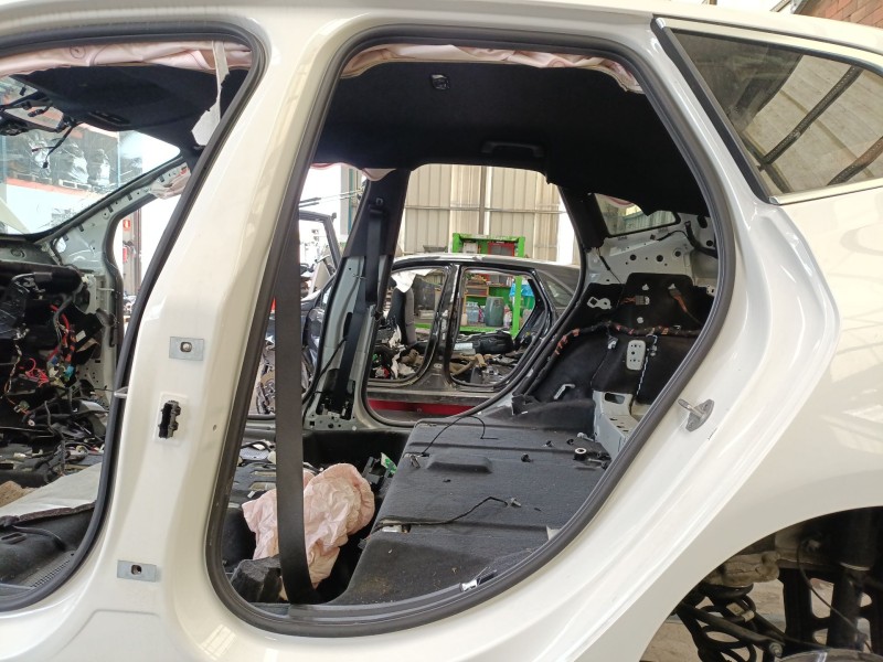 Recambio de gomas contorno puerta para bmw 2 active tourer (u06) 218d referencia OEM IAM   