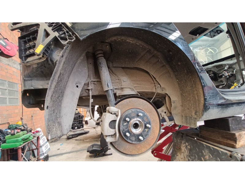 Recambio de paso de rueda trasero derecho para hyundai i30 (pde, pd, pden) 1.5 referencia OEM IAM 86822G4500  