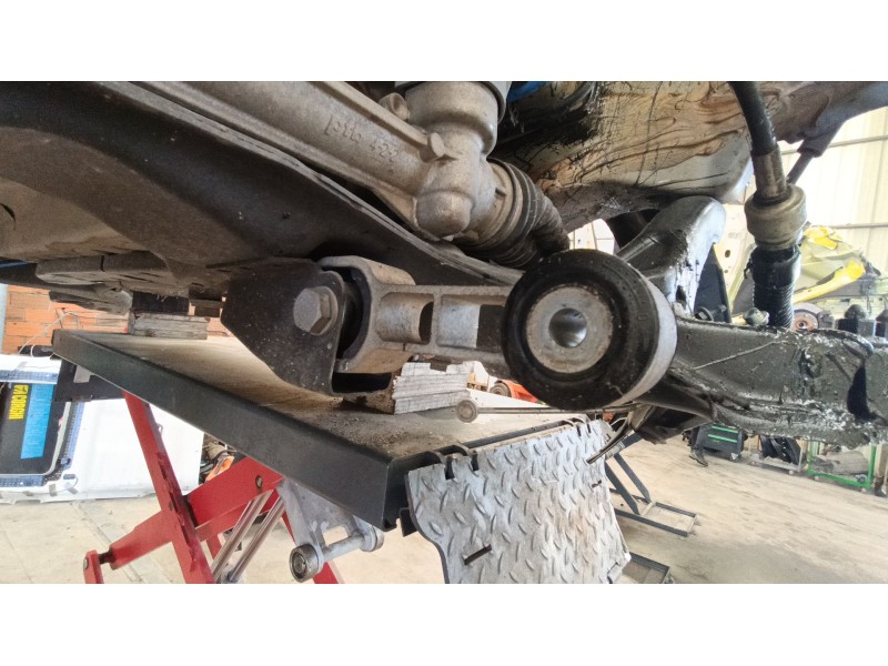 Recambio de soporte motor trasero para fiat 500 (312_) 1.2 (312axa1a) referencia OEM IAM 51732681  