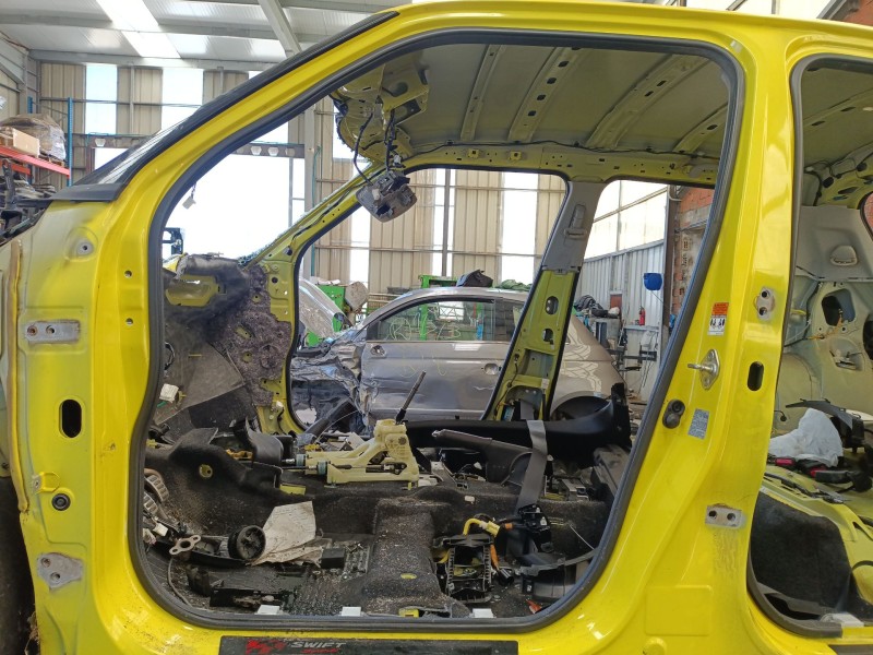 Recambio de gomas contorno puerta para suzuki swift v (az) 1.4 sport (a2l414) referencia OEM IAM   