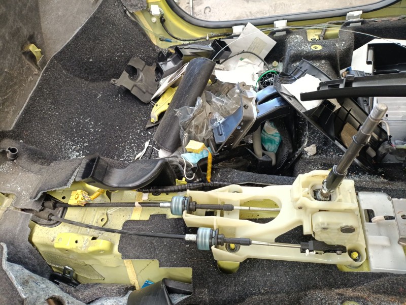 Recambio de palanca cambio para suzuki swift v (az) 1.4 sport (a2l414) referencia OEM IAM 2810068R01C2Z  