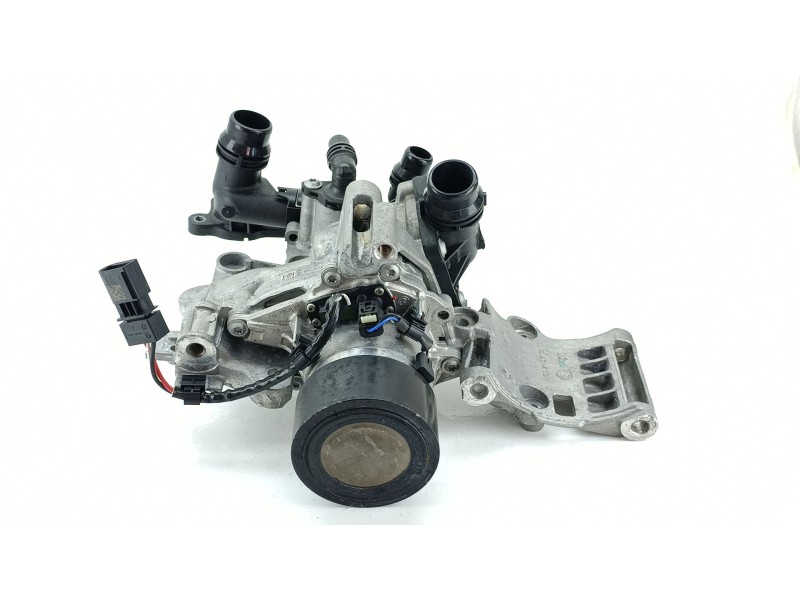Recambio de bomba agua para bmw 2 active tourer (u06) 218d referencia OEM IAM 8471945  