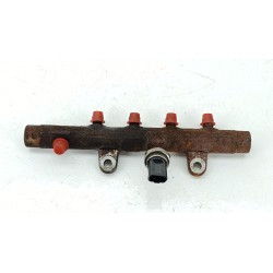 RAMPA INYECTORA 175218188R 