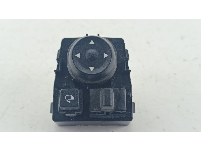 Recambio de mando retrovisor para hyundai i20 iii (bc3, bi3) 1.0 t-gdi referencia OEM IAM 93530BV010  