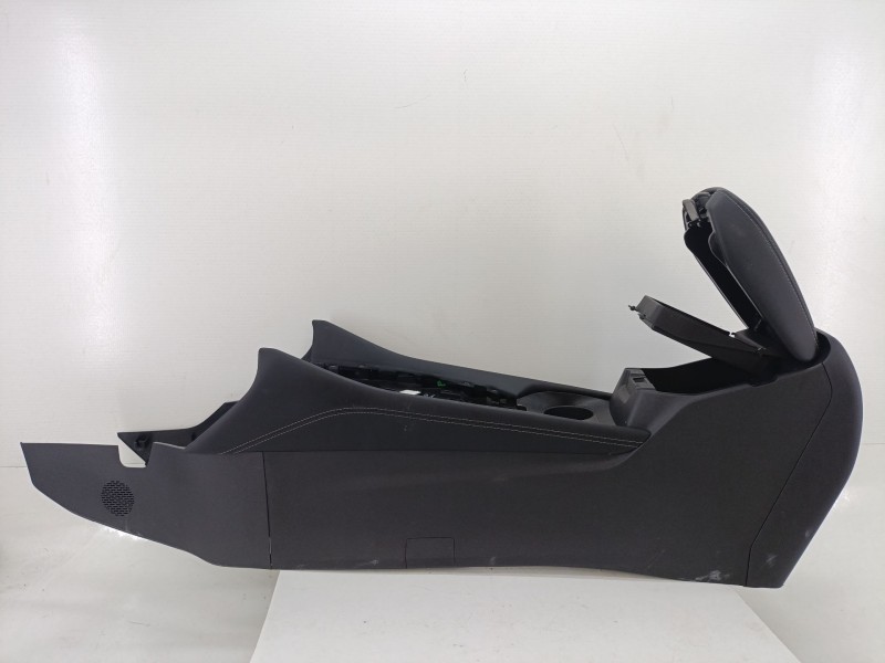 Recambio de consola central para nissan qashqai iii (j12) 1.3 dig-t referencia OEM IAM 969116UN0A  