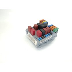 CAJA RELES / FUSIBLES 1388590080 