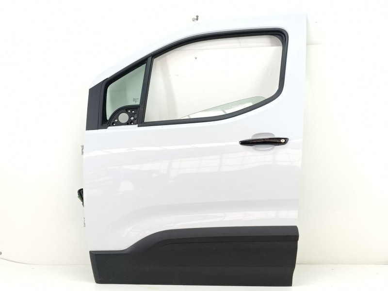 Recambio de puerta delantera izquierda para peugeot rifter 1.5 bluehdi 130 referencia OEM IAM 9856199780  