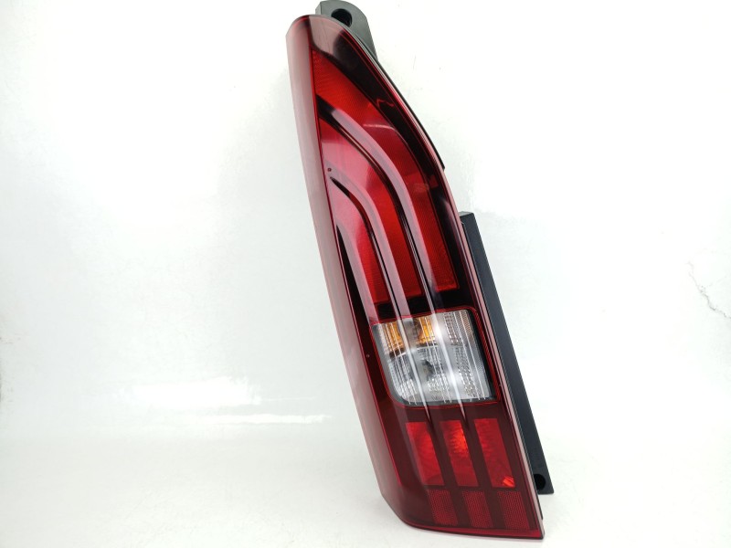 Recambio de piloto trasero izquierdo para peugeot rifter 1.5 bluehdi 130 referencia OEM IAM 9819427380  