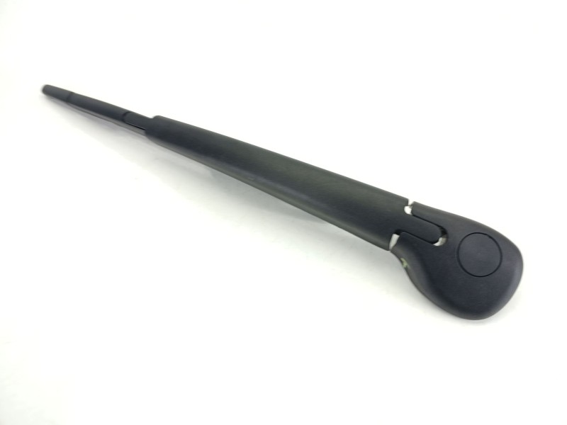 Recambio de brazo limpia trasero para peugeot rifter 1.5 bluehdi 130 referencia OEM IAM 9682979680  