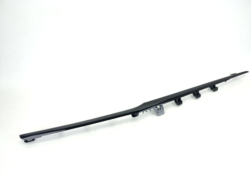 Recambio de moldura para opel corsa f (p2jo) 1.2 (68) referencia OEM IAM 98297402XU  