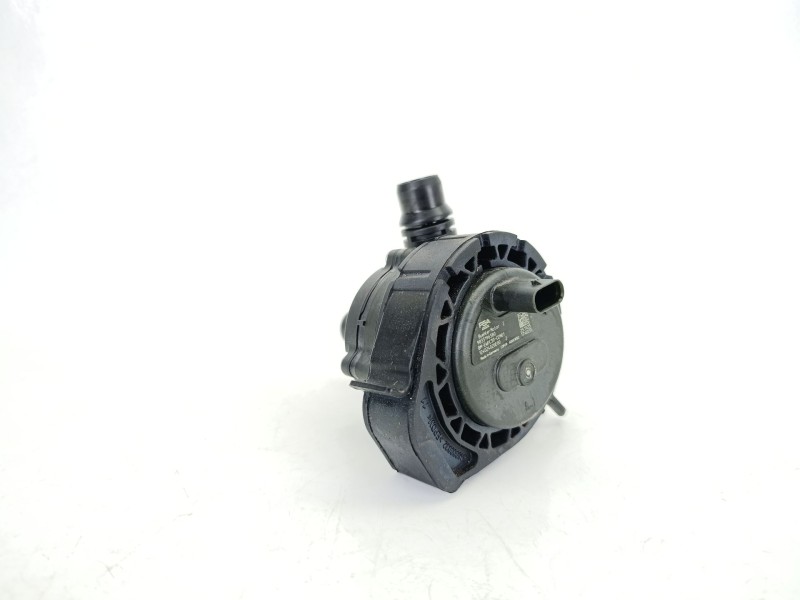 Recambio de bomba agua para opel corsa f (p2jo) 1.2 (68) referencia OEM IAM 9833196380  