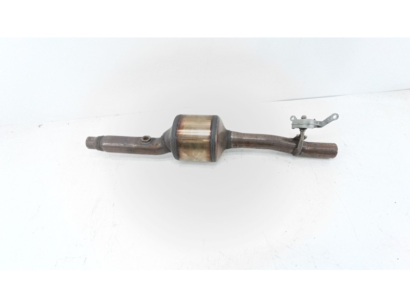 Recambio de catalizador para peugeot rifter 1.5 bluehdi 130 referencia OEM IAM 9833922680  