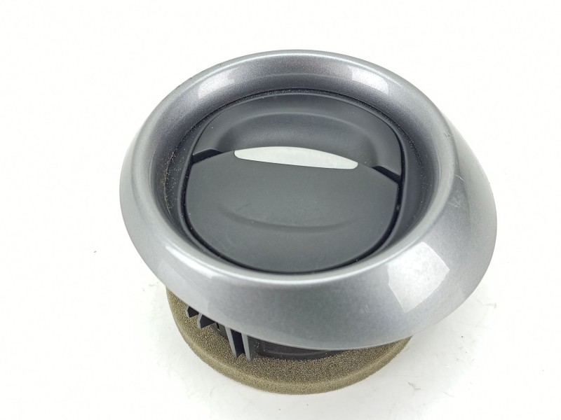 Recambio de aireador para renault clio iv (bh_) 0.9 tce 90 referencia OEM IAM 687605663R  