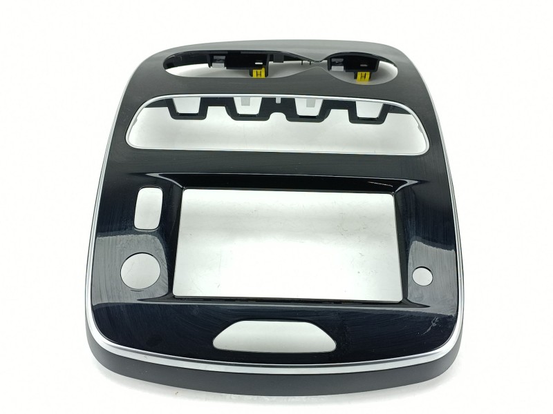 Recambio de moldura central calefaccion para renault clio iv (bh_) 0.9 tce 90 referencia OEM IAM 682607336R  