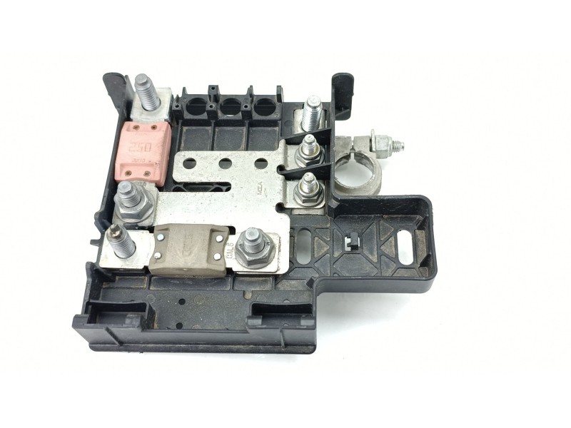 Recambio de caja reles / fusibles para jeep compass (mp, m6, mv, m7) 1.3 referencia OEM IAM 521909910  