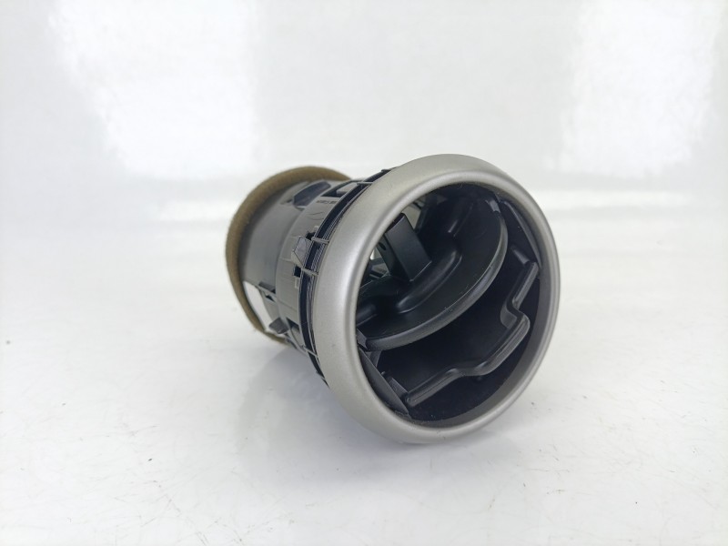 Recambio de rejilla aireadora para nissan qashqai i (j10, nj10) 1.5 dci referencia OEM IAM 68760JD10A  