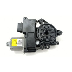 MOTOR ELEVALUNAS DELANTERO DERECHO 82460AT100 