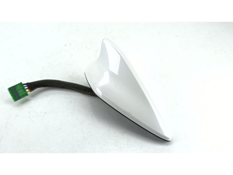 Recambio de base de antena para kia niro ii (sg2) ev referencia OEM IAM 96210AT300SWP  