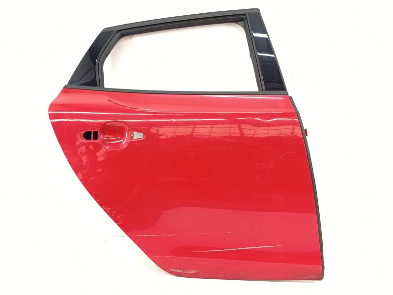 Recambio de puerta trasera derecha para volvo v40 hatchback (525) d2 referencia OEM IAM 32351000  