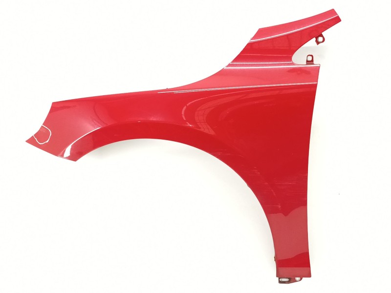 Recambio de aleta delantera izquierda para volvo v40 hatchback (525) d2 referencia OEM IAM 31301261  