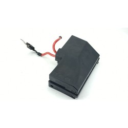 CAJA RELES / FUSIBLES 30659046 