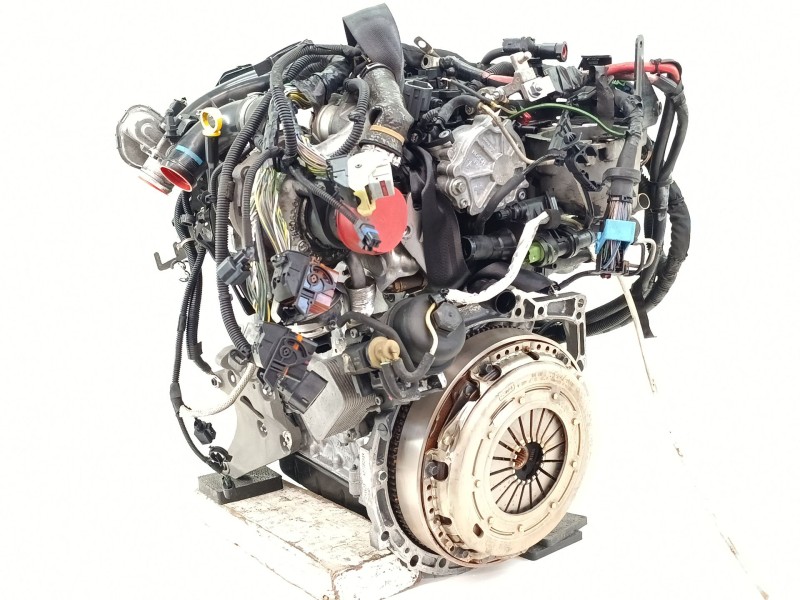 Recambio de motor completo para volvo v40 hatchback (525) d2 referencia OEM IAM D4162T  