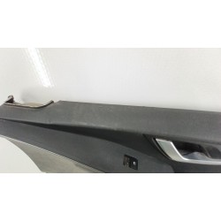 GUARNECIDO PUERTA DELANTERA DERECHA 82302AO100TM9 