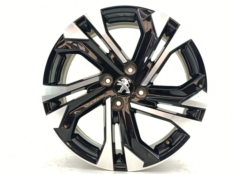 Recambio de llanta para peugeot 2008 ii (ud_, us_, uy_, uj_, ur_, uc_) e-2008 referencia OEM IAM 9828186080  