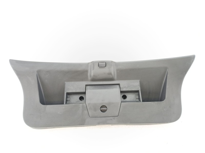 Recambio de guarnecido porton trasero para volkswagen polo vi (aw1, bz1, ae1) 1.0 referencia OEM IAM 2G6867601  
