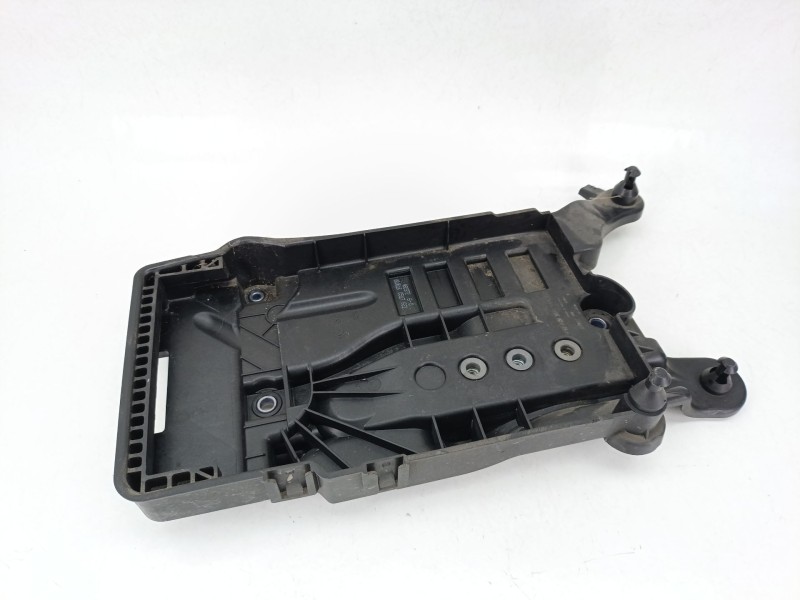 Recambio de soporte bateria para volkswagen polo vi (aw1, bz1, ae1) 1.0 referencia OEM IAM 200915331  