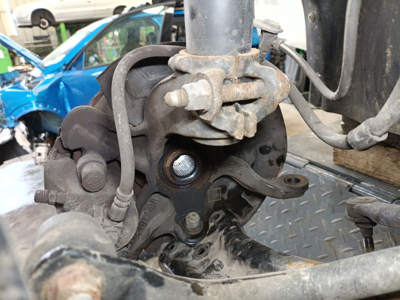 Recambio de mangueta delantera derecha para volkswagen polo vi (aw1, bz1, ae1) 1.0 referencia OEM IAM 2Q0407256M  