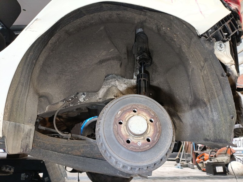 Recambio de paso rueda trasero izquierdo para volkswagen polo vi (aw1, bz1, ae1) 1.0 referencia OEM IAM   