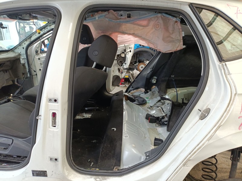 Recambio de gomas contorno puerta para volkswagen polo vi (aw1, bz1, ae1) 1.0 referencia OEM IAM   