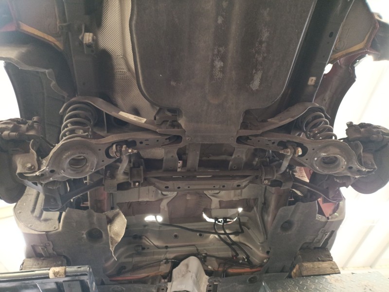 Recambio de puente trasero para volvo v40 hatchback (525) d2 referencia OEM IAM 31360772  