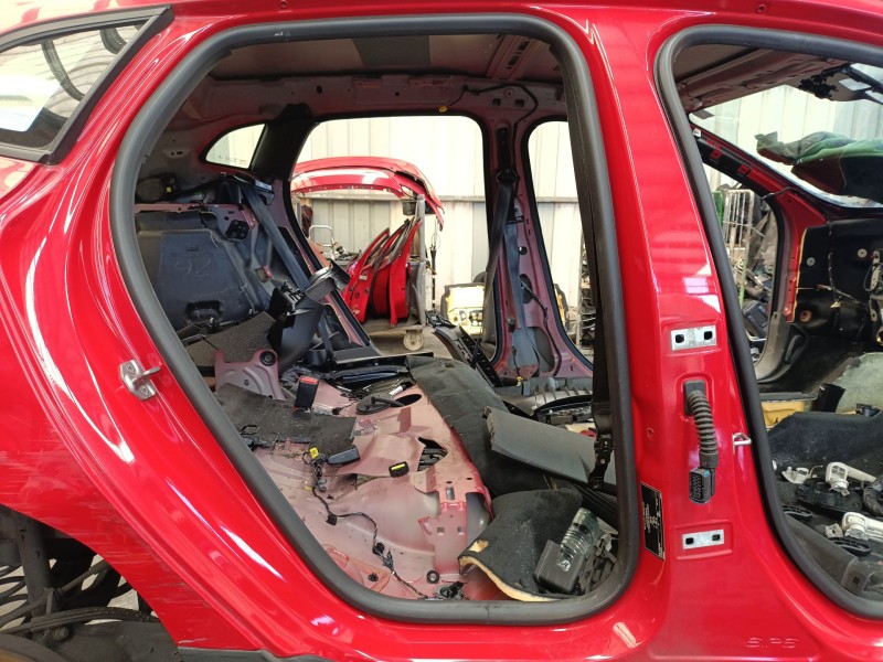 Recambio de gomas contorno puerta para volvo v40 hatchback (525) d2 referencia OEM IAM   
