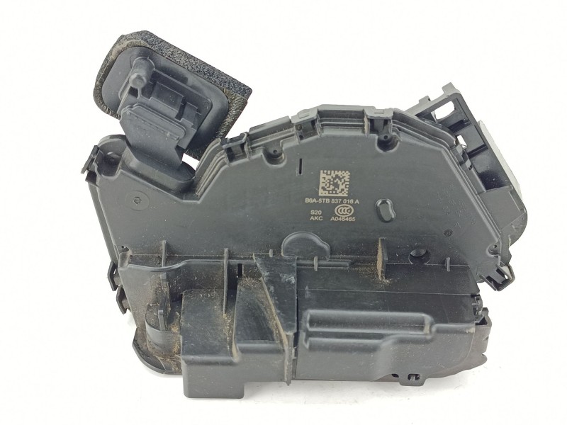 Recambio de cerradura puerta delantera derecha para volkswagen polo vi (aw1, bz1, ae1) 1.0 referencia OEM IAM 5TB837016A  