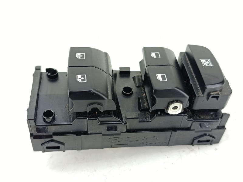 Recambio de mando elevalunas delantero izquierdo para kia xceed (cd) 1.0 t-gdi referencia OEM IAM 93570J7120  