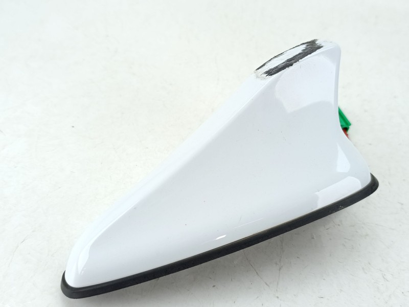 Recambio de base de antena para kia xceed (cd) 1.0 t-gdi referencia OEM IAM 96210J7700WD  
