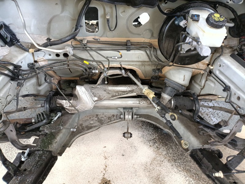 Recambio de barra estabilizadora delantera para renault clio iv (bh_) 0.9 tce 90 referencia OEM IAM   
