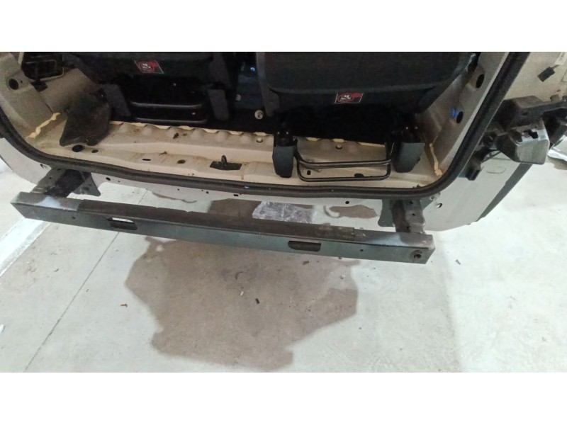 Recambio de refuerzo paragolpes trasero para peugeot rifter 1.5 bluehdi 130 referencia OEM IAM 9822105380  