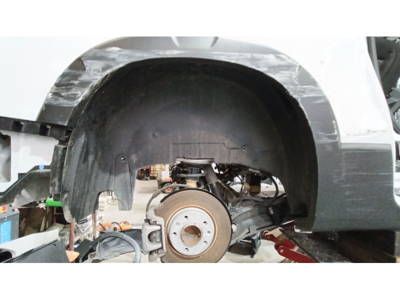 Recambio de paso de rueda trasero derecho para peugeot rifter 1.5 bluehdi 130 referencia OEM IAM 9817398280  