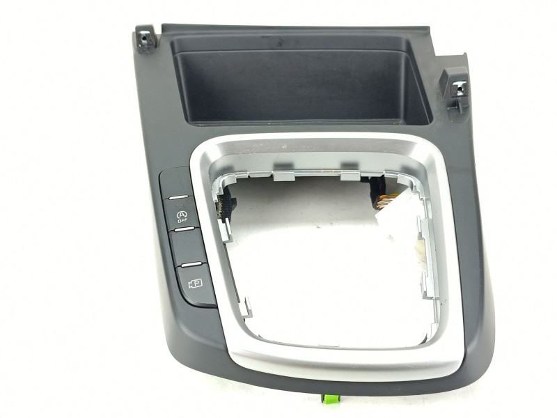 Recambio de guarnecidos palanca cambio para kia xceed (cd) 1.0 t-gdi referencia OEM IAM 84631J700  