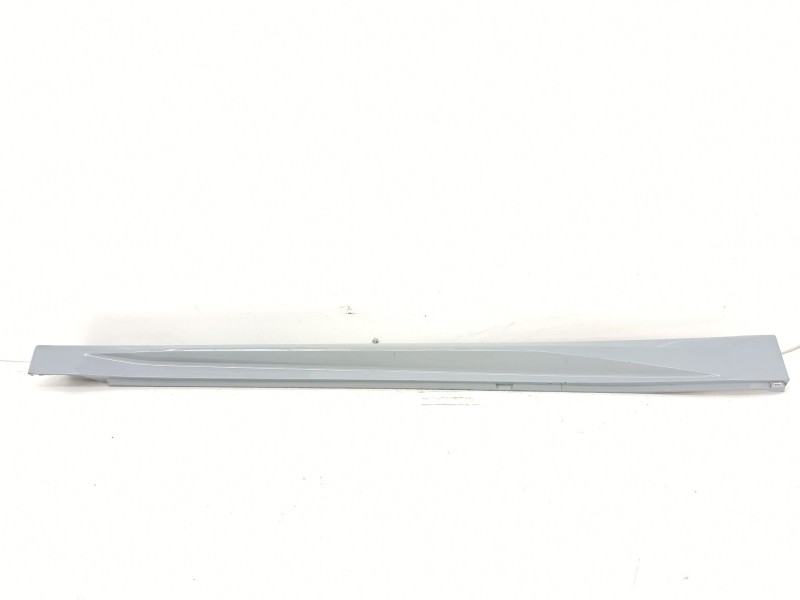 Recambio de faldon lateral para bmw x2 xdrive 20d referencia OEM IAM 51777884954  