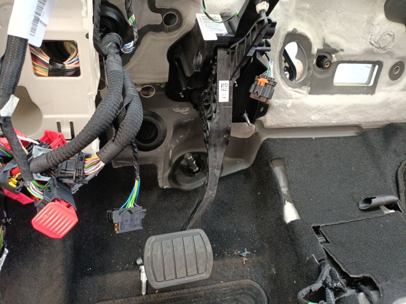 Recambio de pedal freno para opel corsa f (p2jo) 1.2 (68) referencia OEM IAM 9824305280  